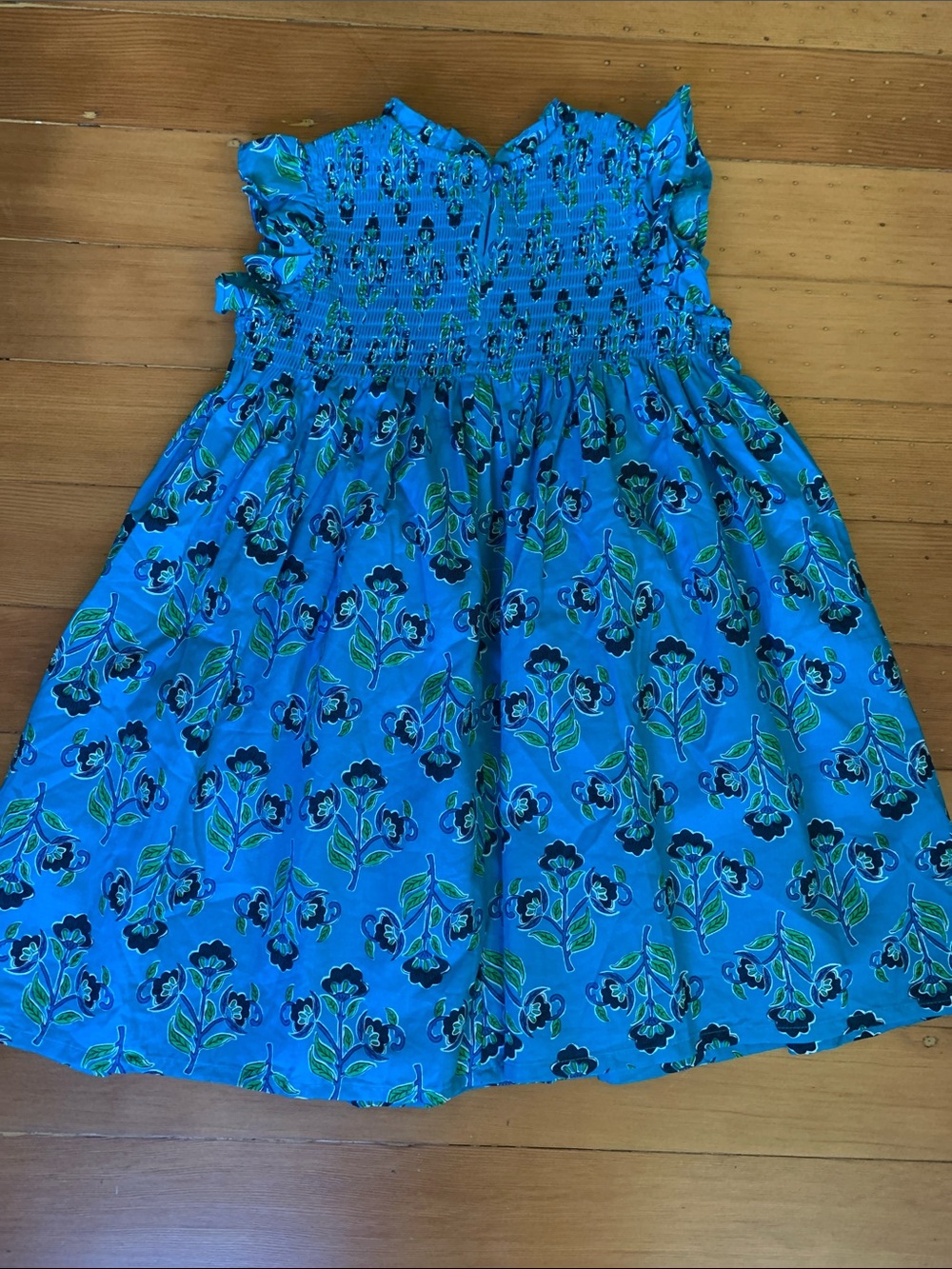 French Connection Girls Blue Floral Smocked Dress Sz 5/6 - Picture 3 of 3